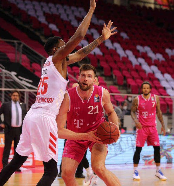 同时让球队 同时让球队