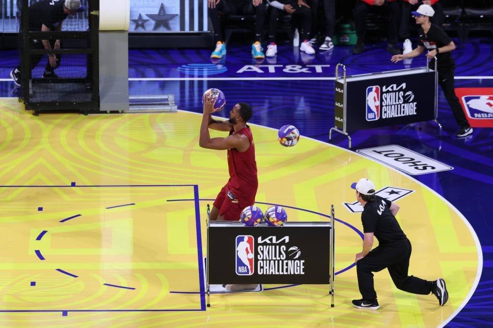 以湖人为例 以湖人为例