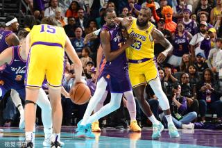 池中的表现 池中的表现